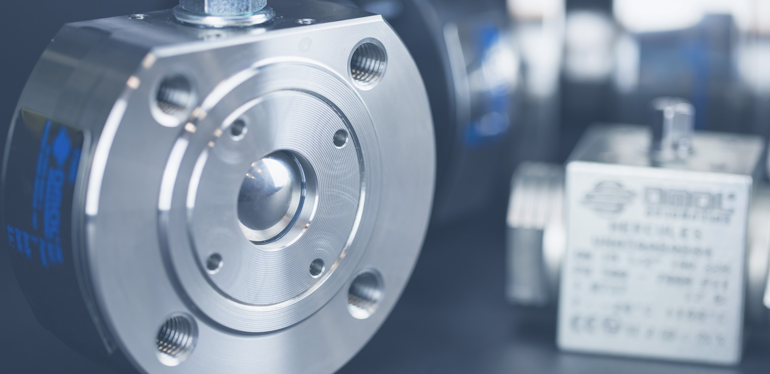 Industrial Valves, Pneumatic and Electric Actuators